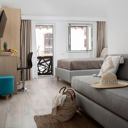Tresor Hotell Santa Teresa Gallura Exteriör bild