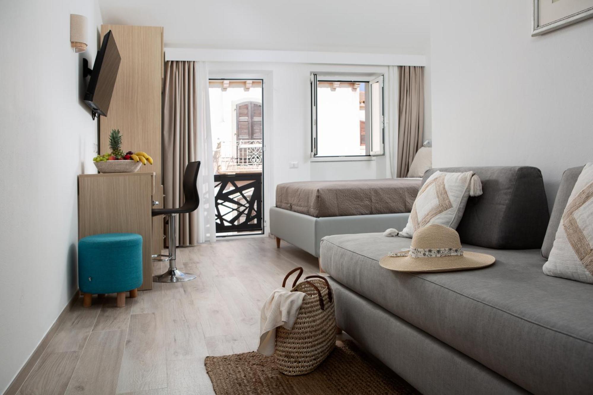 Tresor Hotell Santa Teresa Gallura Exteriör bild